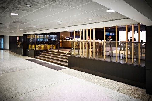 crown-lager-bar-melbourne-airport-03